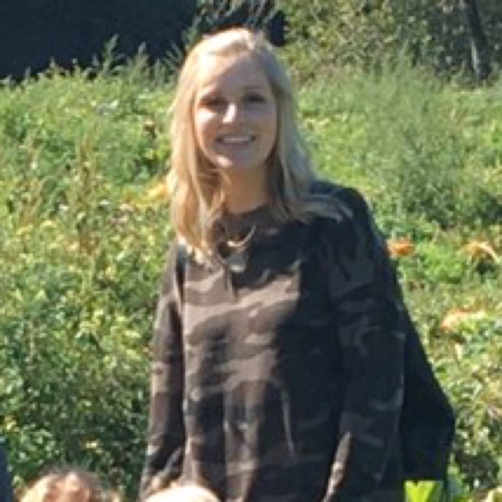 Meet your Posher, Dayna